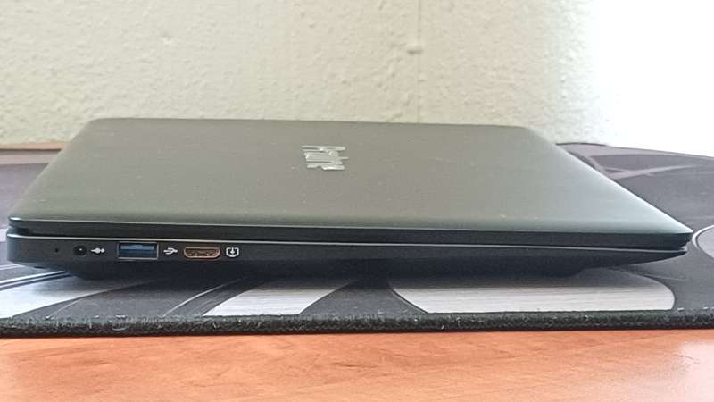 Proline V146SH 4GB Ram 120GB SSF 14.1 `